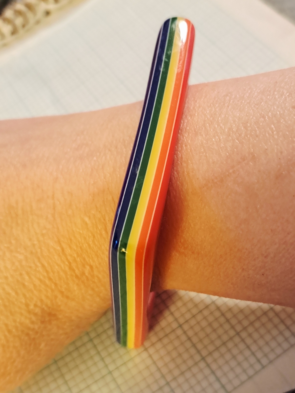 Rainbow Stripe Layered Resin Vintage Square Bangle Bracelet - Multicolor